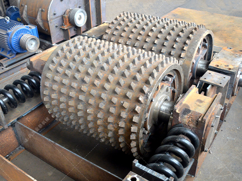 故障排查寶典：雙齒輥破碎機異響、粒度變粗等常見問題如何快速解決？